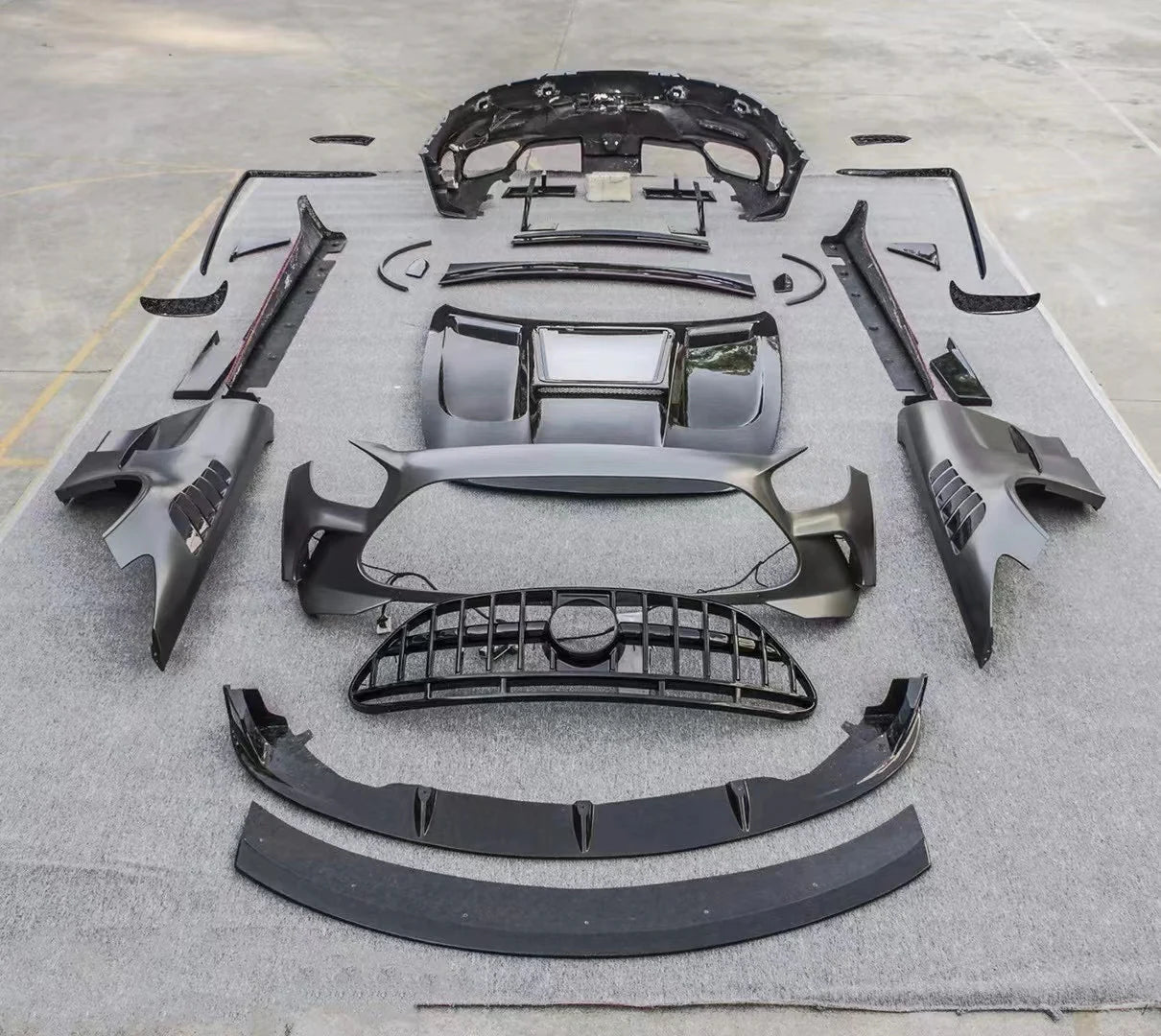 DRY CARBON BODY KIT for MERCEDES BENZ AMG GT GTS GTC GTR 2014+