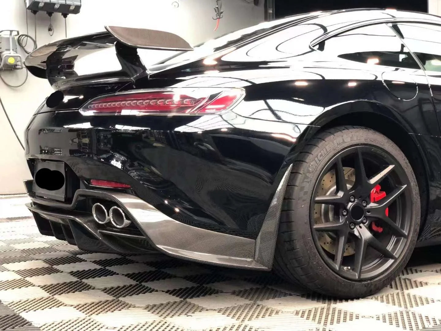CARBON REAR DIFFUSER FOR MERCEDES BENZ AMG GT C190 2017+