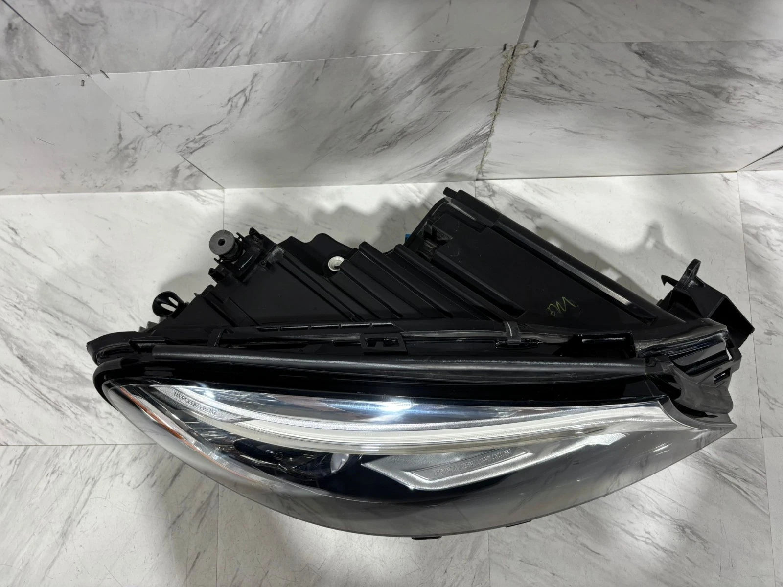 2016-2019 MERCEDES BENZ GLE350 GLE400 HEADLIGHT OEM RIGHT SIDE LED A1669067603