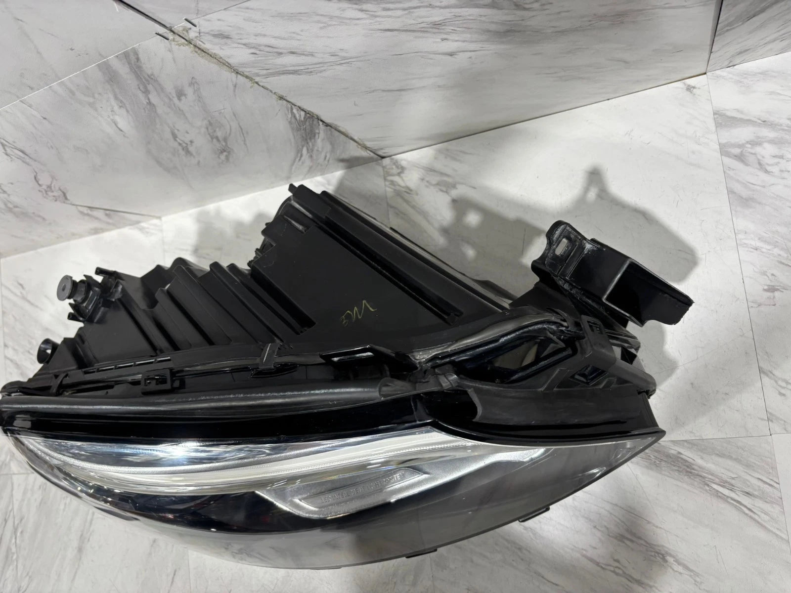 2016-2019 MERCEDES BENZ GLE350 GLE400 HEADLIGHT OEM RIGHT SIDE LED A1669067603