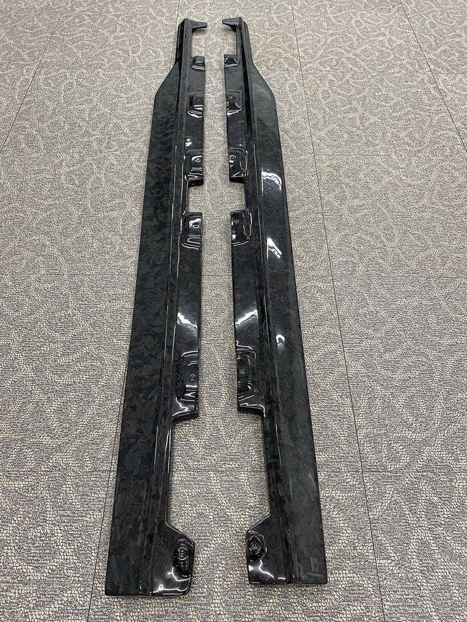 FORGED СARBON FIBER SISDE SKIRTS for AMG GT GTS C190 2014 - 2017